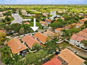 955 Azure Ln, Weston FL 33326