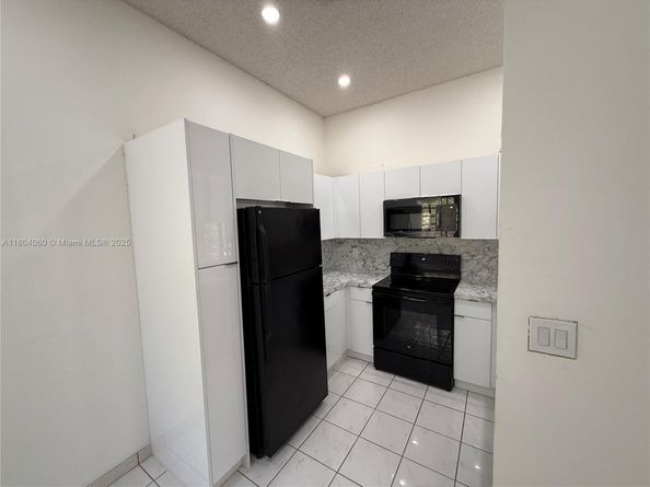 10631 NW 14th St 229, Plantation FL 33322
