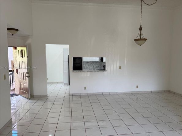 10631 NW 14th St 229, Plantation FL 33322