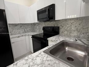 10631 NW 14th St 229, Plantation FL 33322