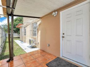 911 E 9th Pl, Hialeah FL 33010