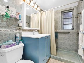 911 E 9th Pl, Hialeah FL 33010