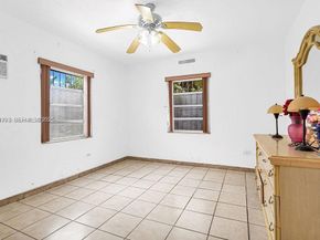 911 E 9th Pl, Hialeah FL 33010