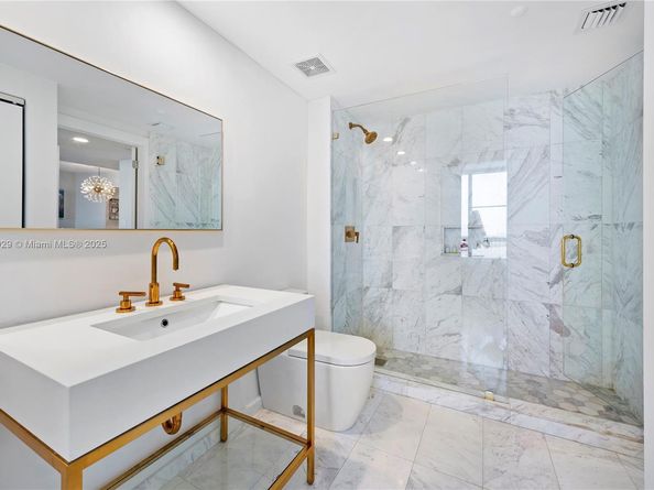 400 Alton Rd 1405, Miami Beach FL 33139