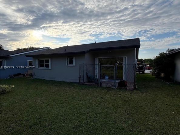 4421 SW 138th Ct, Miami FL 33175