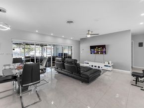 10535 SW 161st Ter, Miami FL 33157