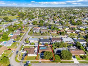 10535 SW 161st Ter, Miami FL 33157