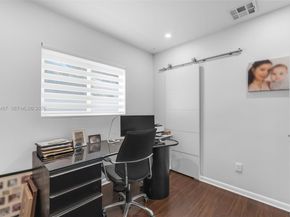 10535 SW 161st Ter, Miami FL 33157