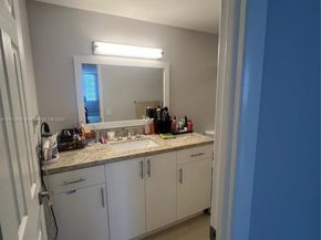 4330 Hillcrest Dr 619, Hollywood FL 33021