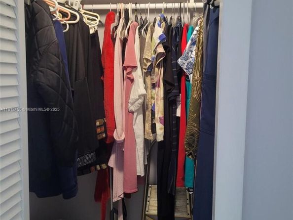 4330 Hillcrest Dr 619, Hollywood FL 33021