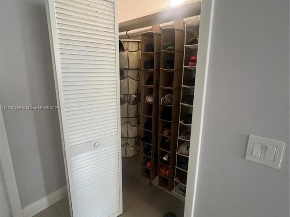 4330 Hillcrest Dr 619, Hollywood FL 33021