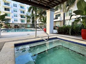 2401 NE 65th St 606, Fort Lauderdale FL 33308