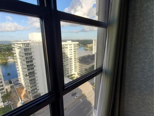 5757 Collins Ave 1902, Miami Beach FL 33140