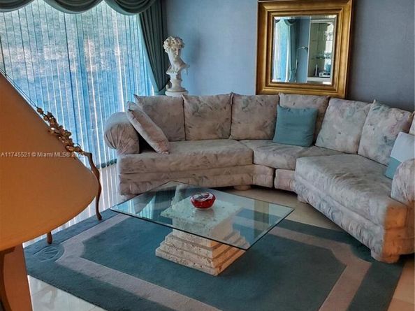 5757 Collins Ave 1902, Miami Beach FL 33140