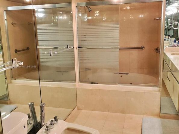 5757 Collins Ave 1902, Miami Beach FL 33140