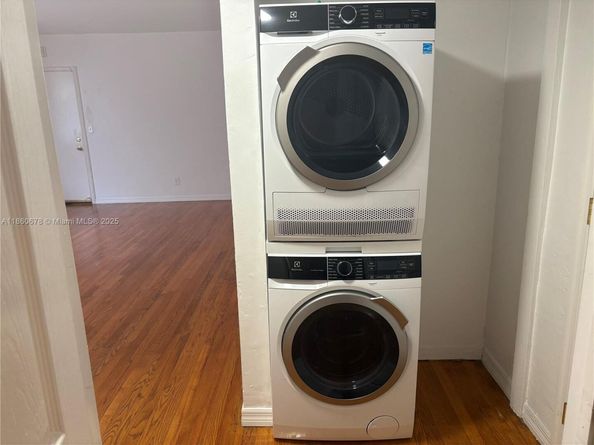 Undisclosed Address #A11860678, Miami FL 33130