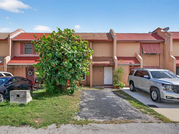 2767 NW 197th Ter, Miami Gardens FL 33056