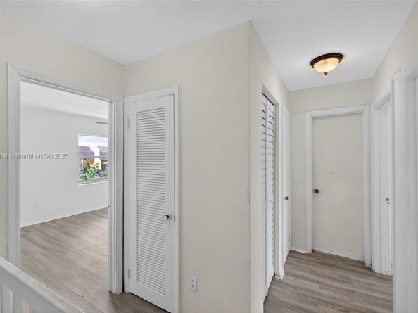 2767 NW 197th Ter, Miami Gardens FL 33056
