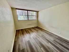 491 Racquet Club Rd 303, Weston FL 33326