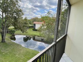 491 Racquet Club Rd 303, Weston FL 33326