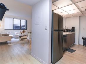 540 Brickell Key Dr 202, Miami FL 33131