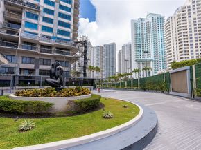 540 Brickell Key Dr 202, Miami FL 33131