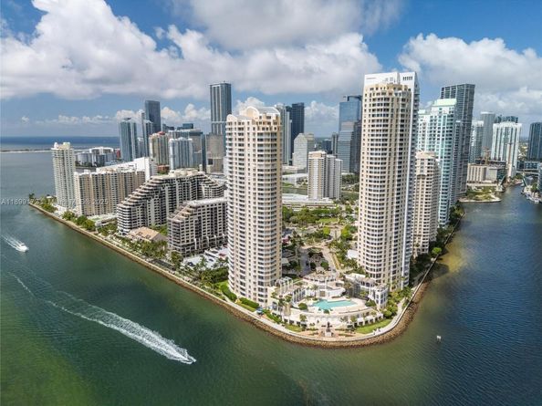 540 Brickell Key Dr 202, Miami FL 33131