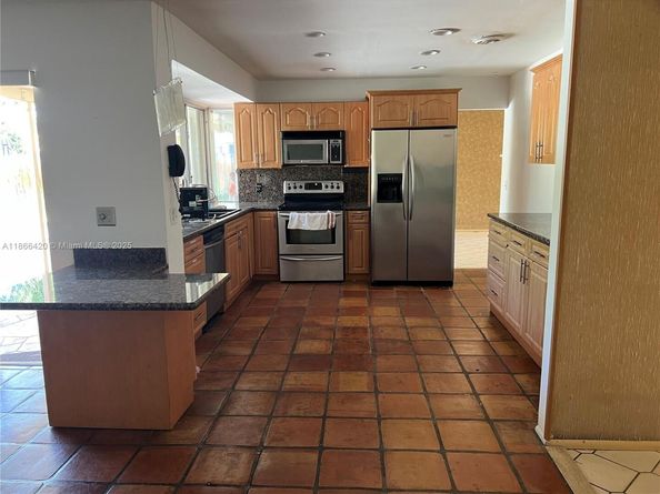 Undisclosed Address #A11866420, Pembroke Pines FL 33024
