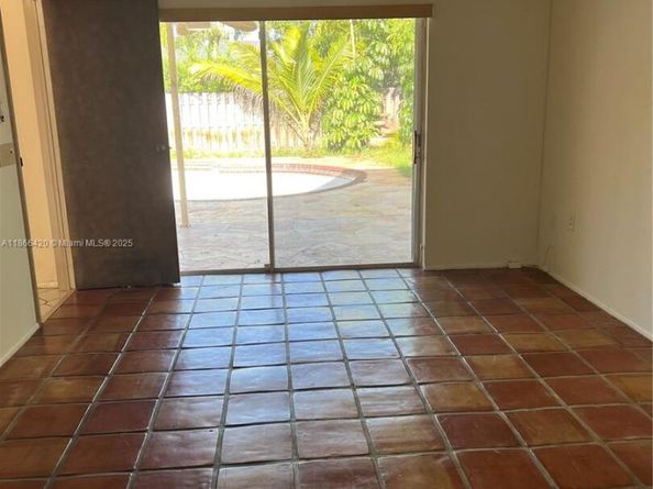 Undisclosed Address #A11866420, Pembroke Pines FL 33024