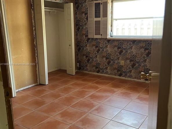 Undisclosed Address #A11866420, Pembroke Pines FL 33024