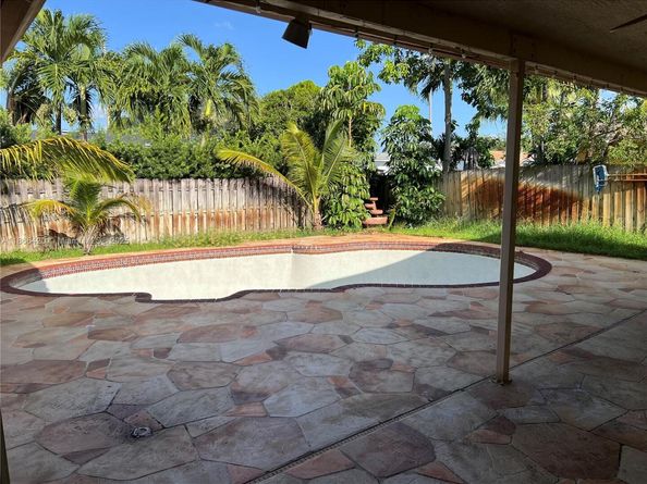 Undisclosed Address #A11866420, Pembroke Pines FL 33024