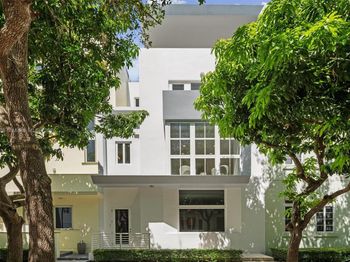 211 Water Way