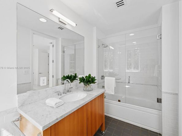 211 Water Way, Miami Beach FL 33141