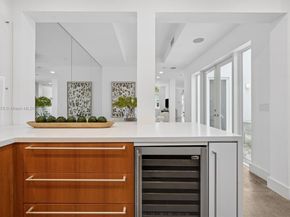 211 Water Way, Miami Beach FL 33141