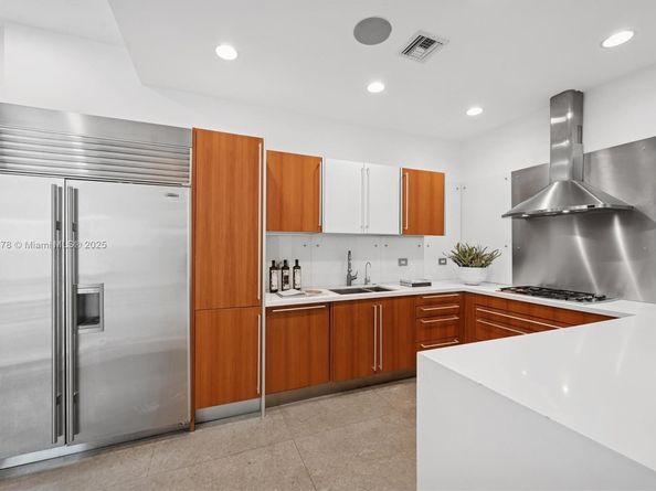 211 Water Way, Miami Beach FL 33141