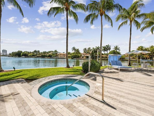 211 Water Way, Miami Beach FL 33141