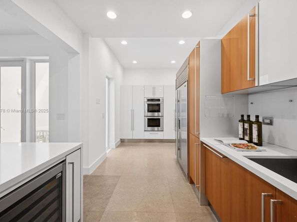 211 Water Way, Miami Beach FL 33141