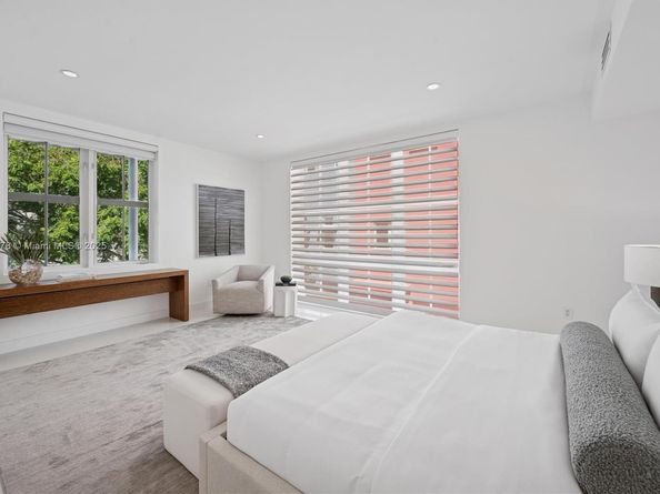 211 Water Way, Miami Beach FL 33141