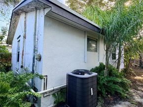 445 SW 24th Rd, Miami FL 33129