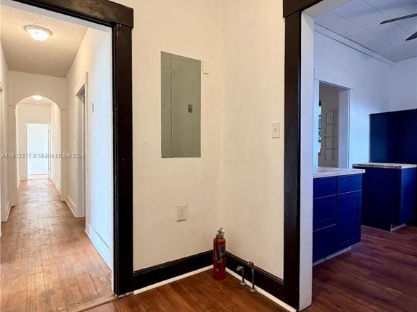 445 SW 24th Rd, Miami FL 33129