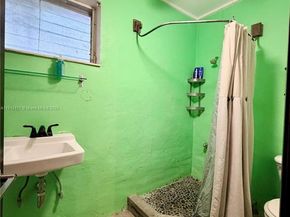 445 SW 24th Rd, Miami FL 33129