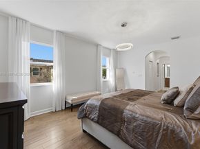 9102 SW 170th Ct, Miami FL 33196