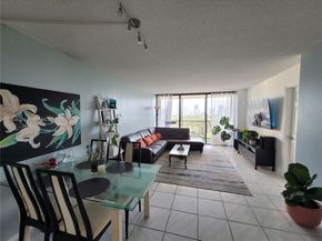 20301 W Country Club Dr 1124, Aventura FL 33180
