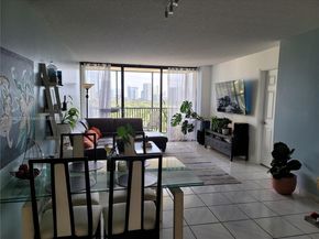 20301 W Country Club Dr 1124, Aventura FL 33180