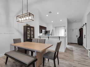 7980 S Aragon Blvd 2, Sunrise FL 33322