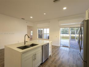 825 Tanglewood Cir, Weston FL 33327