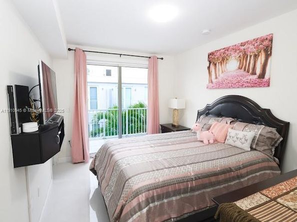 13721 SW 259th Ln, Homestead FL 33032