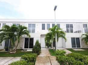 13721 SW 259th Ln, Homestead FL 33032
