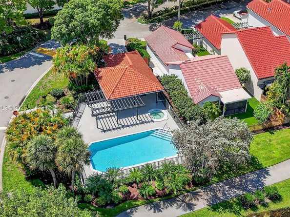 21707 Cromwell Cir, Boca Raton FL 33486