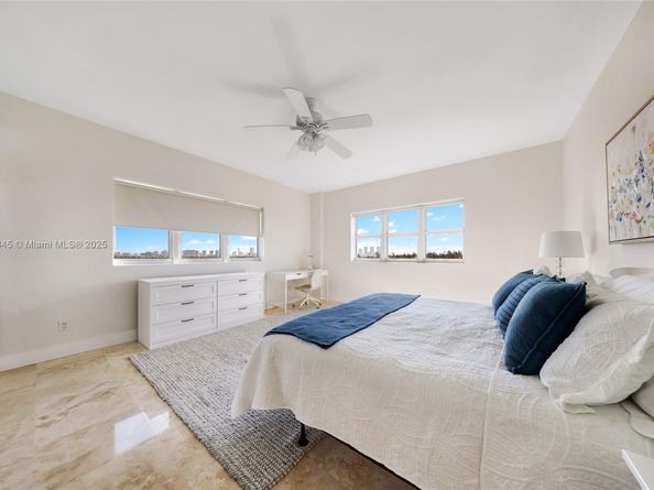 14951 Royal Oaks Ln 901, North Miami FL 33181